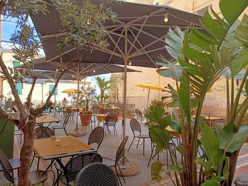 ボルディゲーラ La Terrazza Bed & Breakfast エクステリア 写真